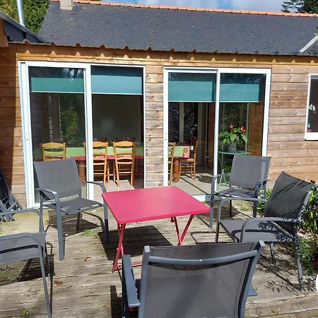 펜션 Le Nid Dans Le Chene Saint-Thomas-de-Courceriers