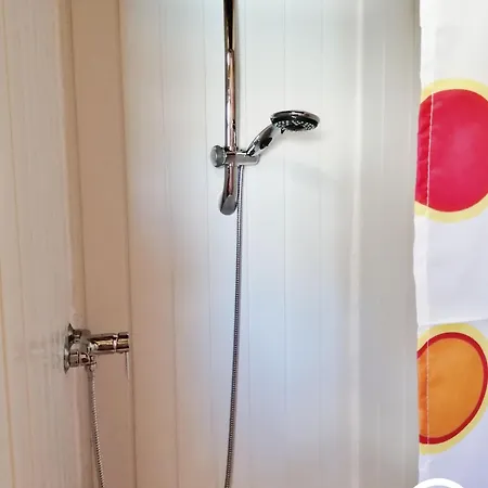 Le Nid Dans Le Chene * Saint-Thomas-de-Courceriers