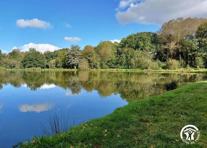 Prázdninový dům Le Nid Dans Le Chene Saint-Thomas-de-Courceriers