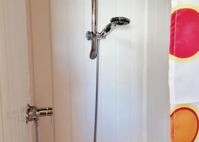 Le Nid Dans Le Chene * Saint-Thomas-de-Courceriers